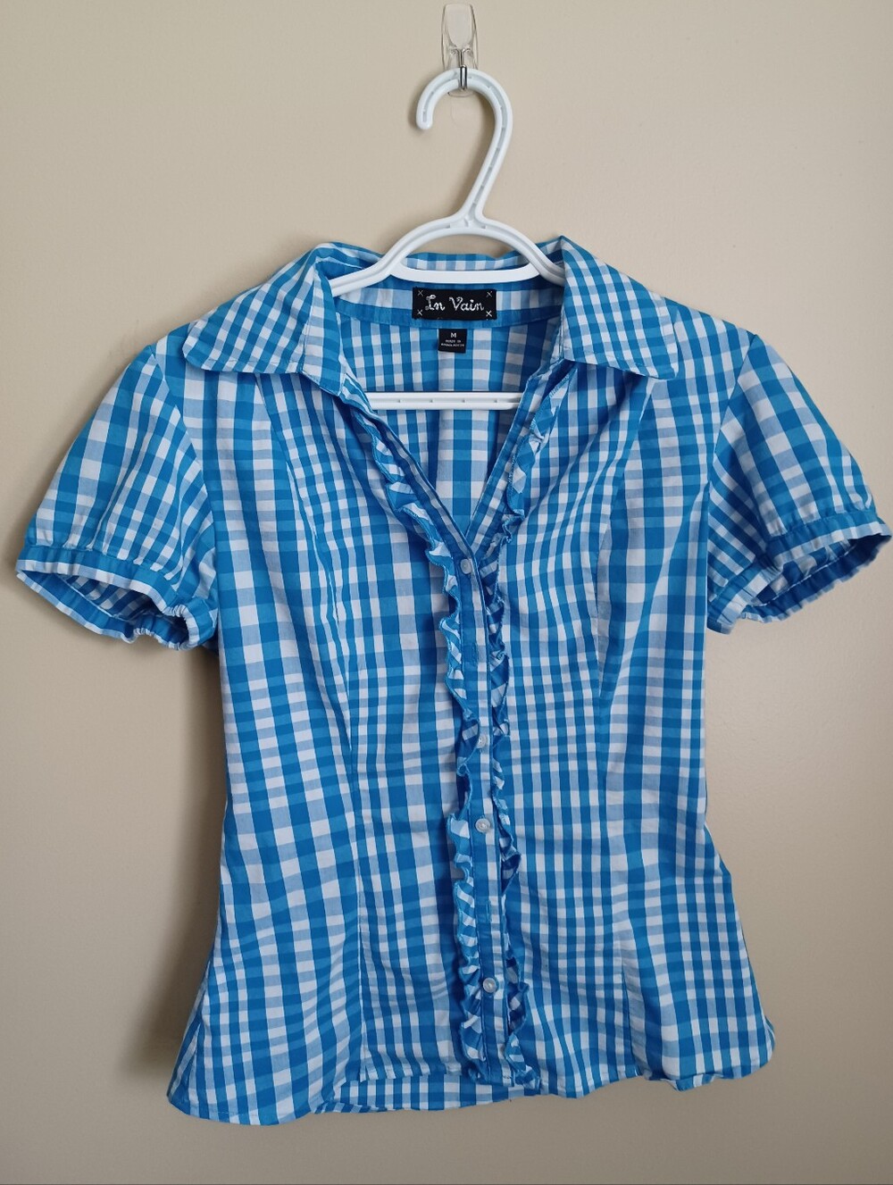 Women's Size Medium In Vain Blue White Checkered Short Sleeve Button-down Shirt